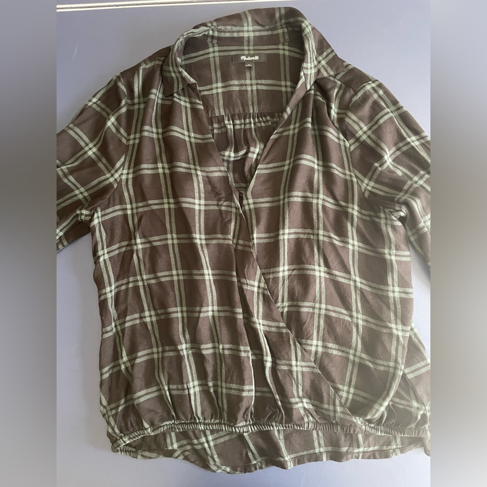 Women’s Madewell pullover. Black and green size Large